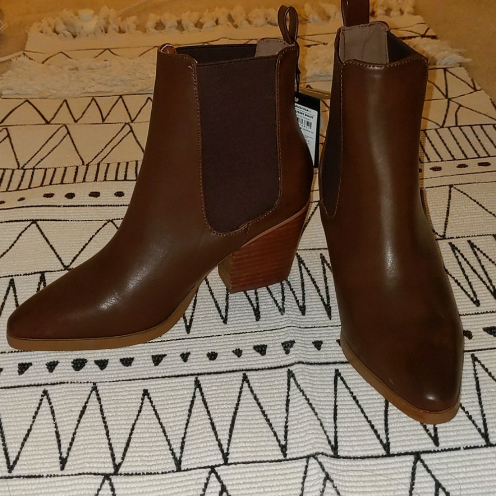 Brown boots